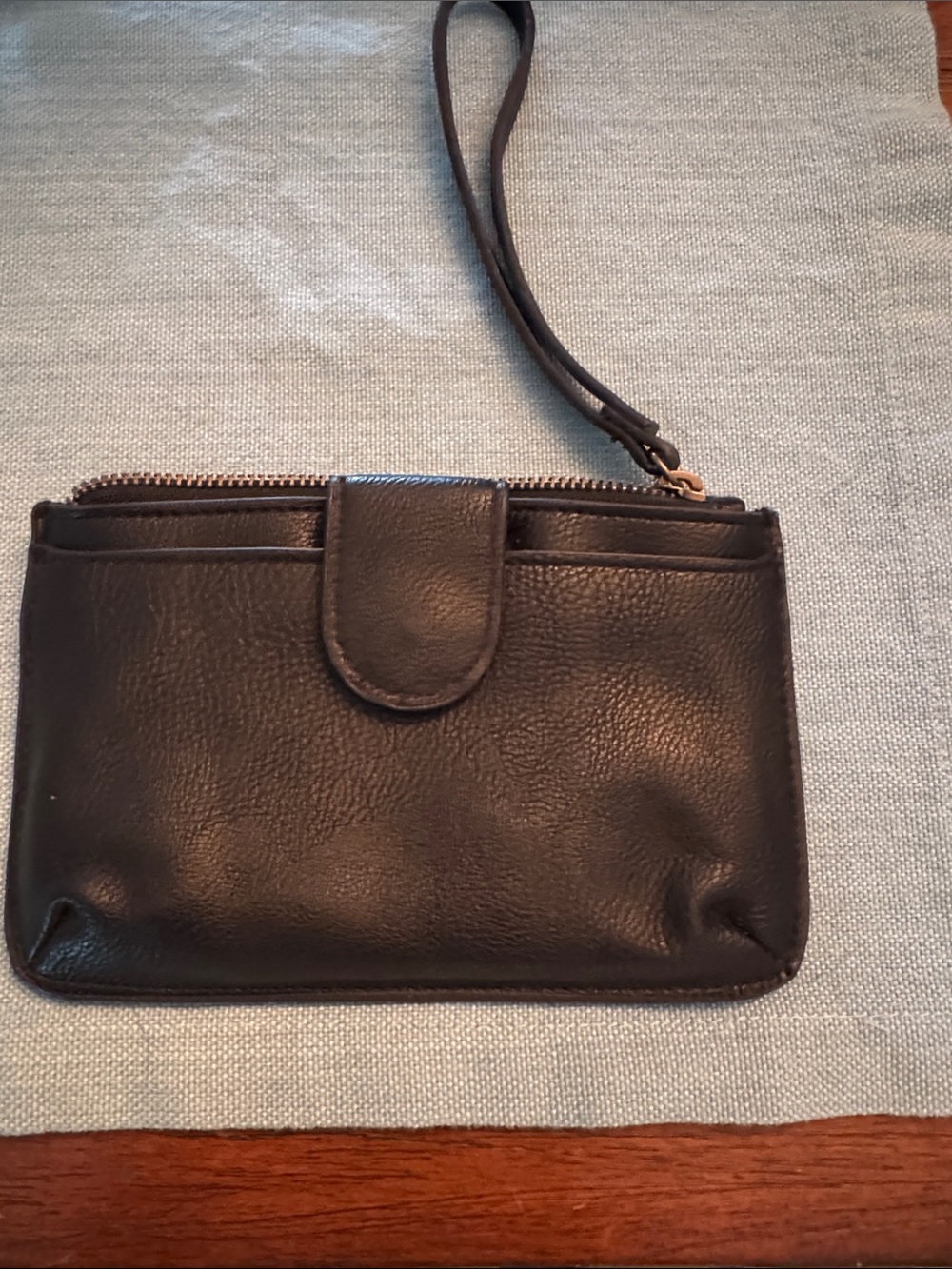 Universal Thread Black Leather Wristlet Clutch